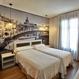 *** Hotel Sirimiri España