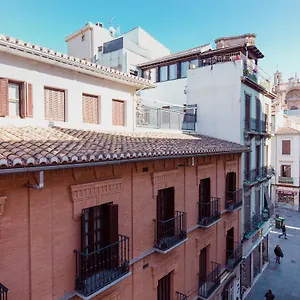 3* Pensión Mesones